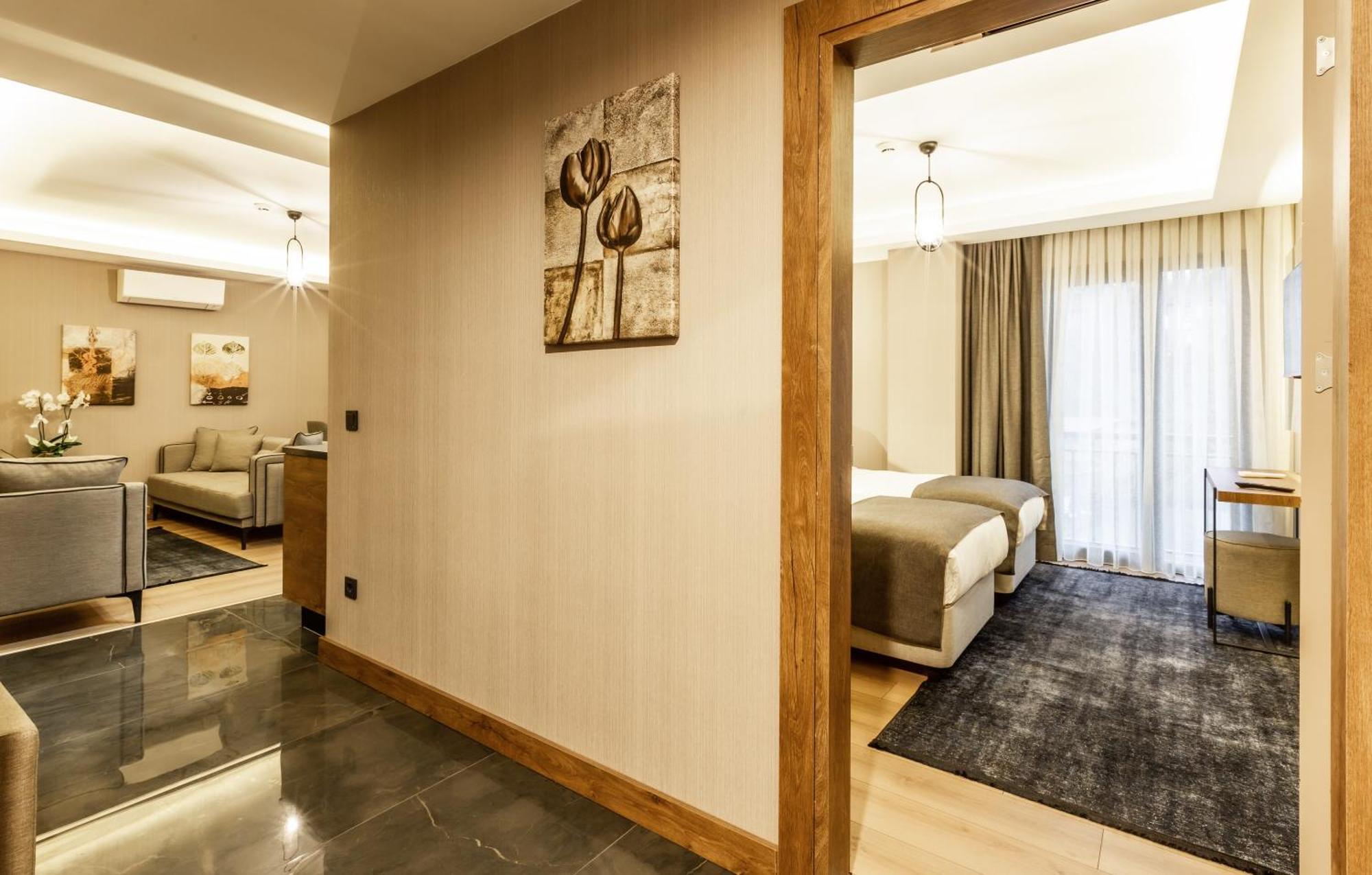 Nehir Otel Pelitli  Exterior photo